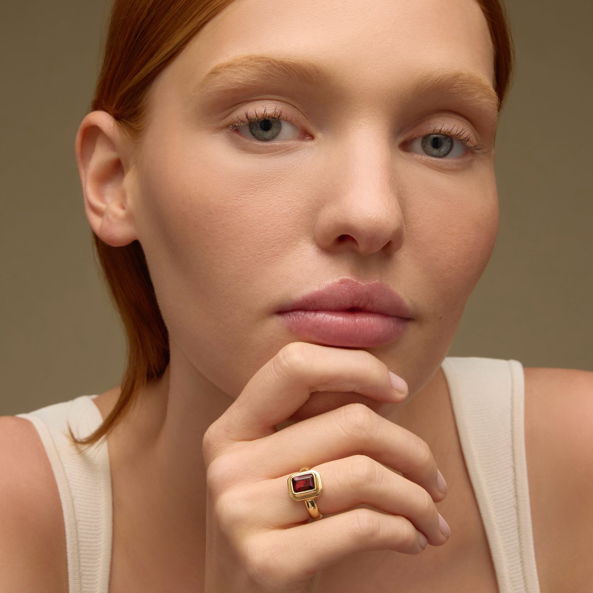 Petra Ring, Garnet, Silver