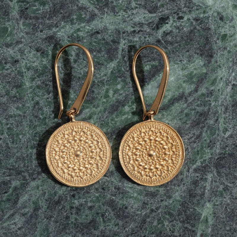 Medallion Ring in Gold – Kerry Rocks Jewellery