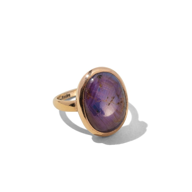 Oval Ring, Indian Ruby, 9kt Yellow Gold