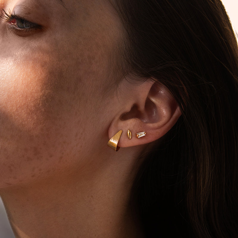 Trapezoid Stud, White Topaz, Gold