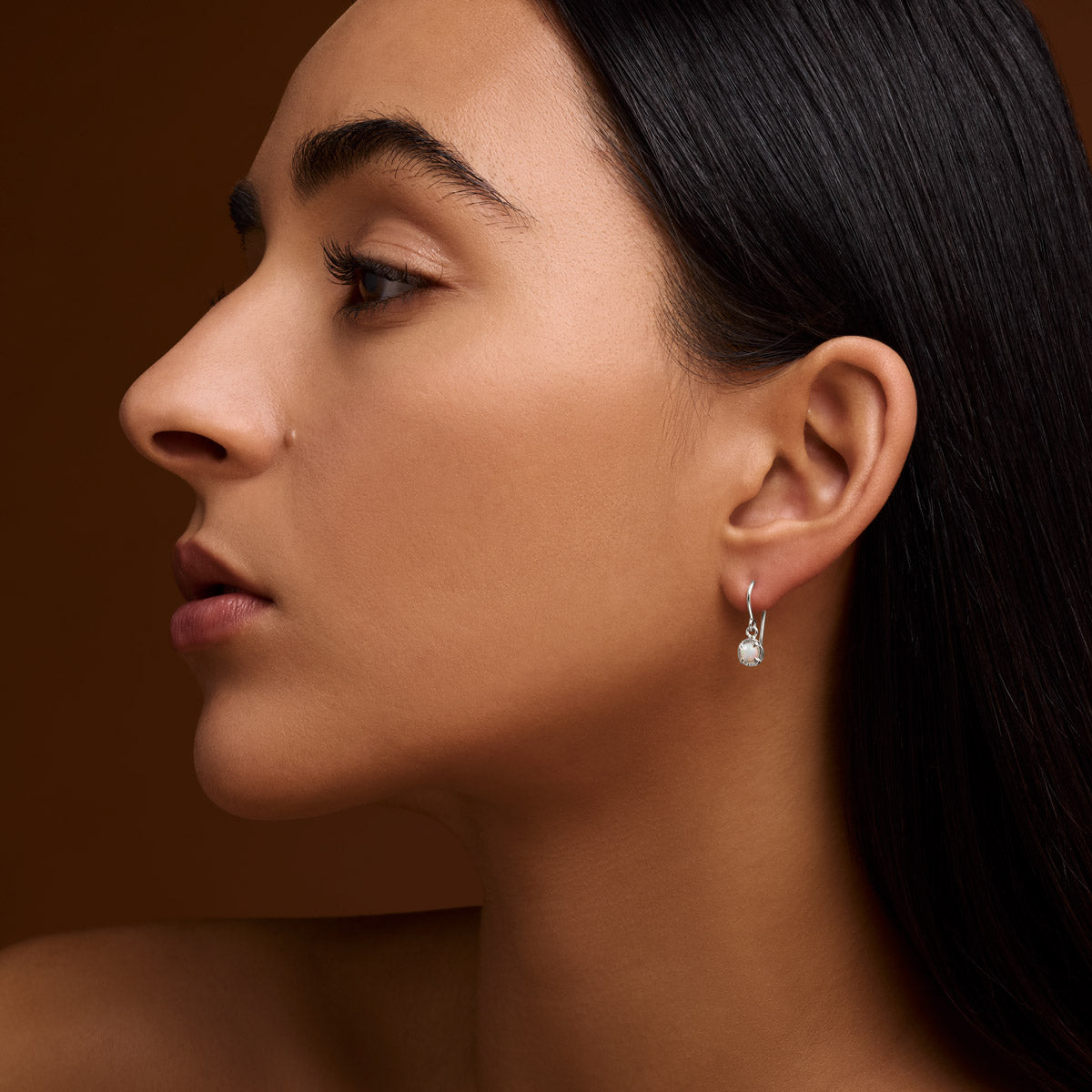 Winkie Earring, White Opal, Silver