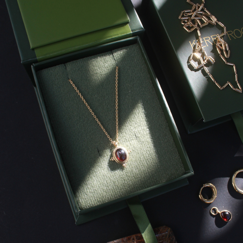 Alexa Necklace, Garnet, Gold