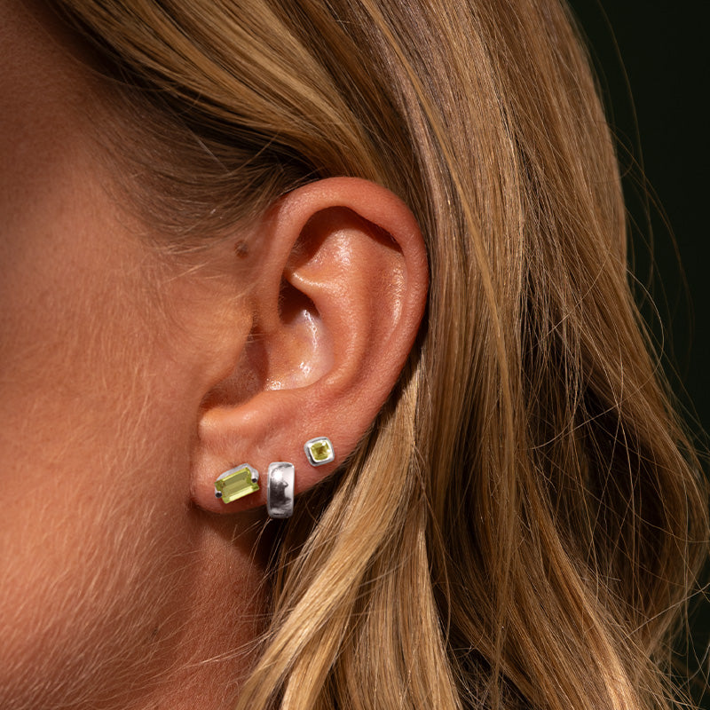 Tetra Stud, Peridot, Silver