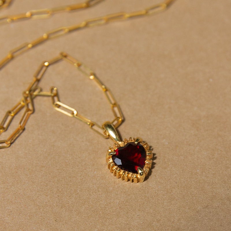 Eros Pendant, Garnet, Gold