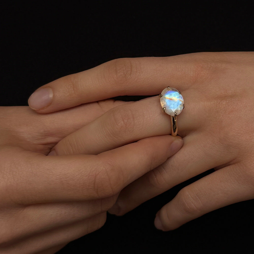 Gigi Ring, Rainbow Moonstone, 9kt Yellow Gold