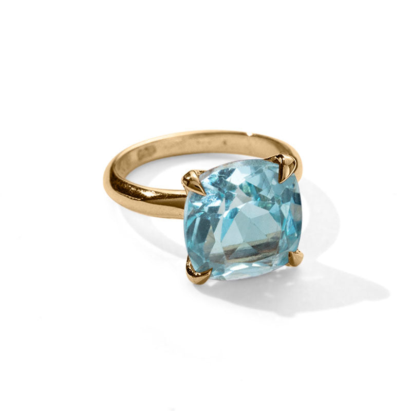 Kara Ring, Blue Topaz, 9kt Yellow Gold