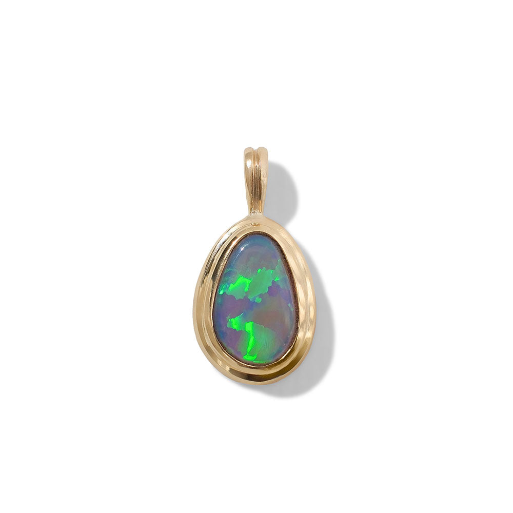 Monile Pendant, Crystal Opal, 9kt Yellow Gold