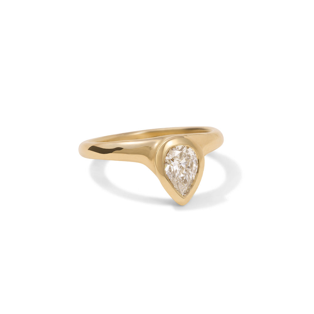 Organica Ring, Pear Diamond, Solid Yellow Gold