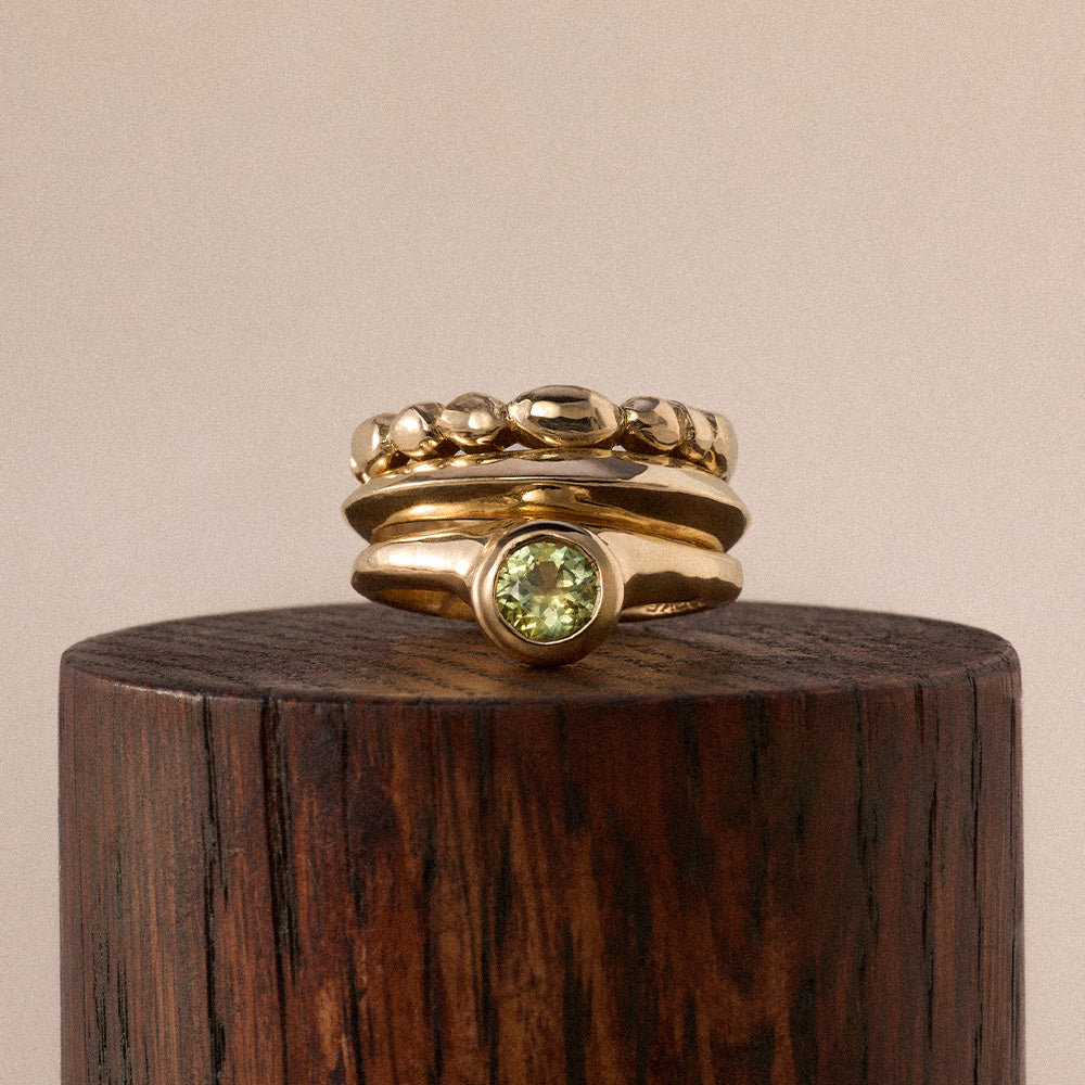 Vertice Band, Solid Yellow Gold