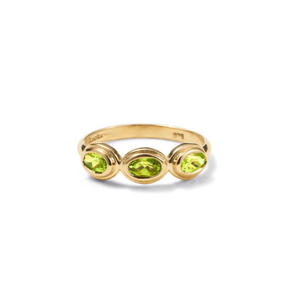 Trilogy Ring, Peridot, 9kt Yellow Gold
