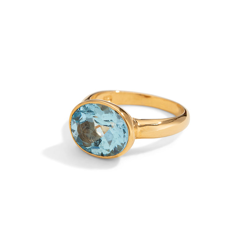 Leone Ring, Blue Topaz, Gold