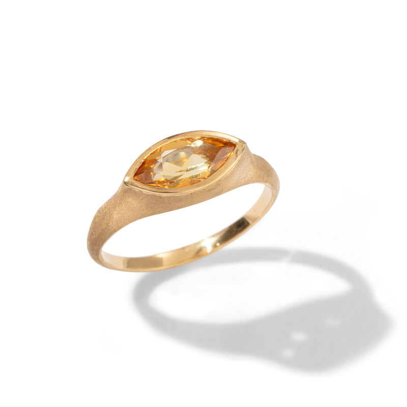 Iris Ring, Citrine, 9kt Yellow Gold