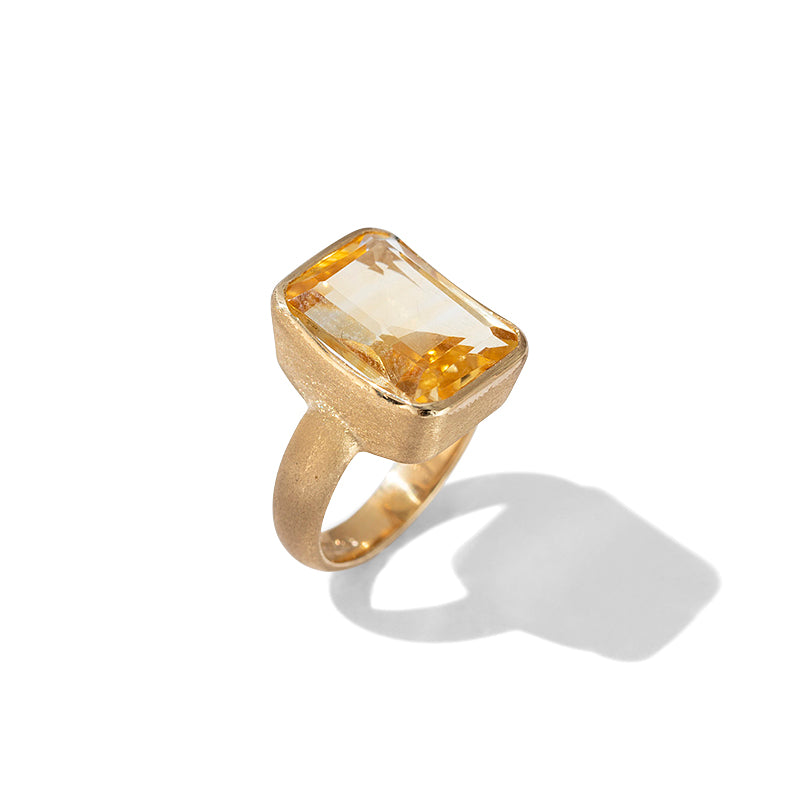 Milos Ring, Citrine, 9kt Yellow Gold