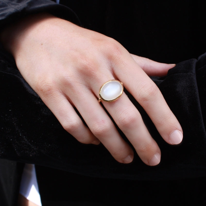 Sirus Ring, Moonstone, Gold