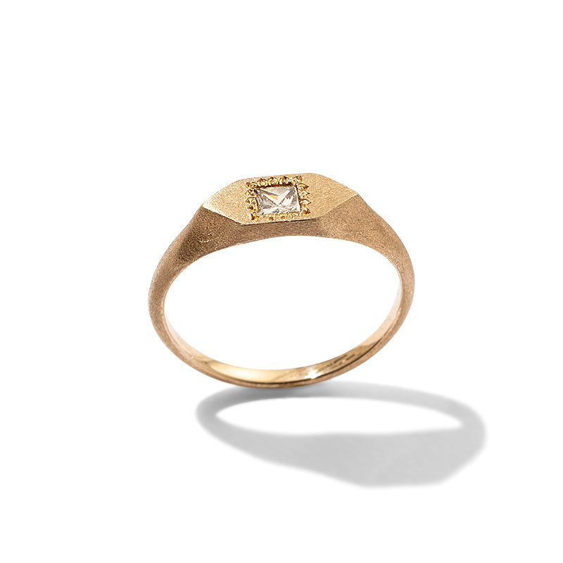 Rhombus Ring, Diamond, 9kt Yellow Gold
