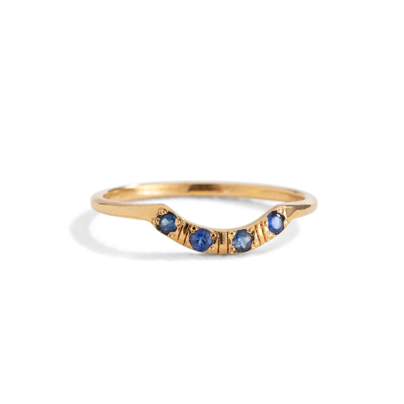 Deco Band, Blue Sapphire, 9kt Yellow Gold