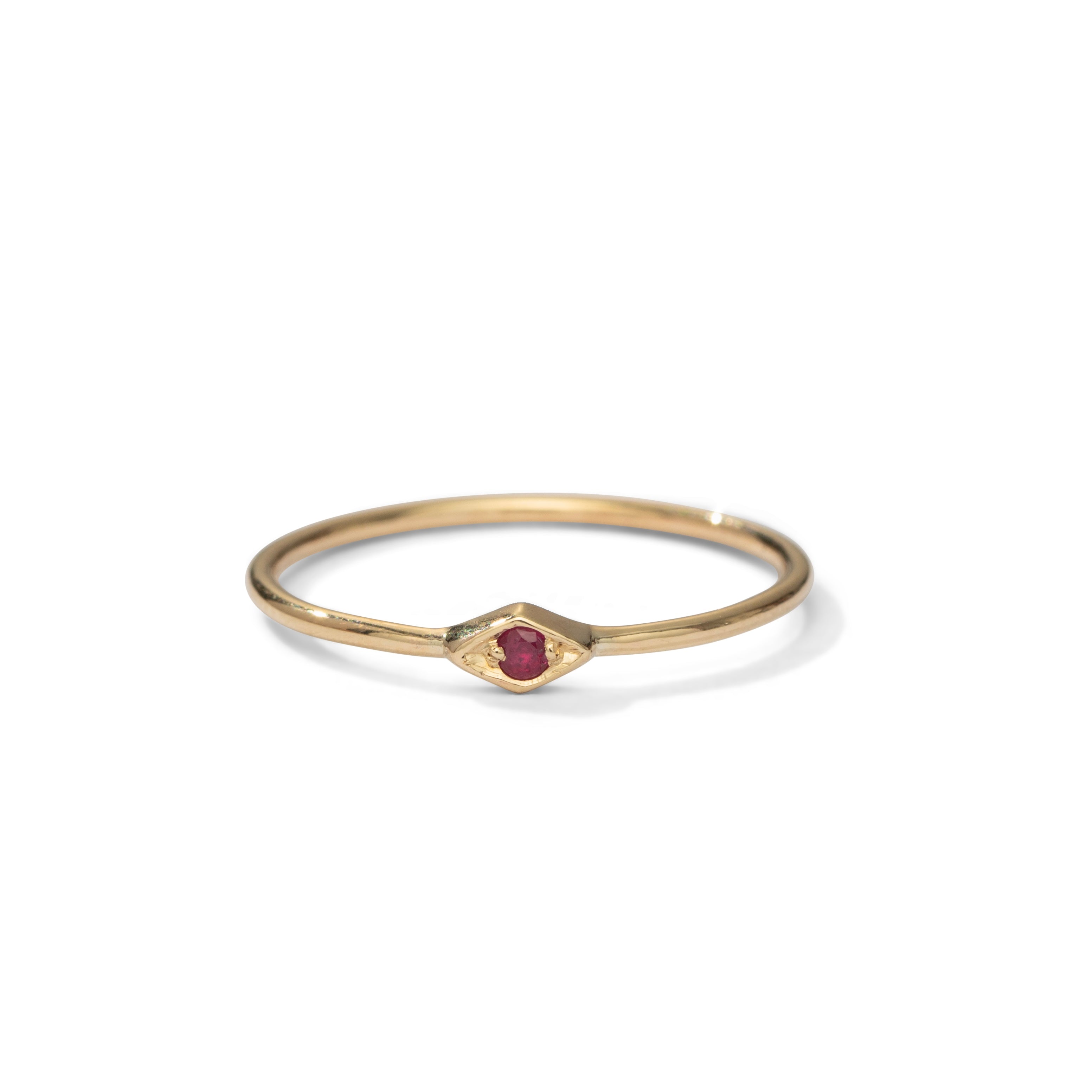 Rhombic Ring, Ruby, 9kt Yellow Gold