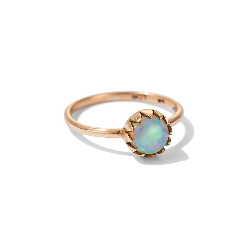Ottoman Ring, Jelly Opal, 9kt Yellow Gold
