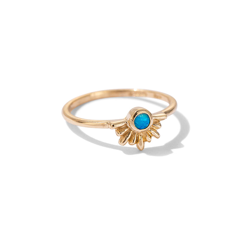 Sunray Ring, Opal, 9kt Yellow Gold